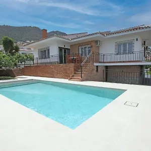 Tess Paz Alhaurín de la Torre